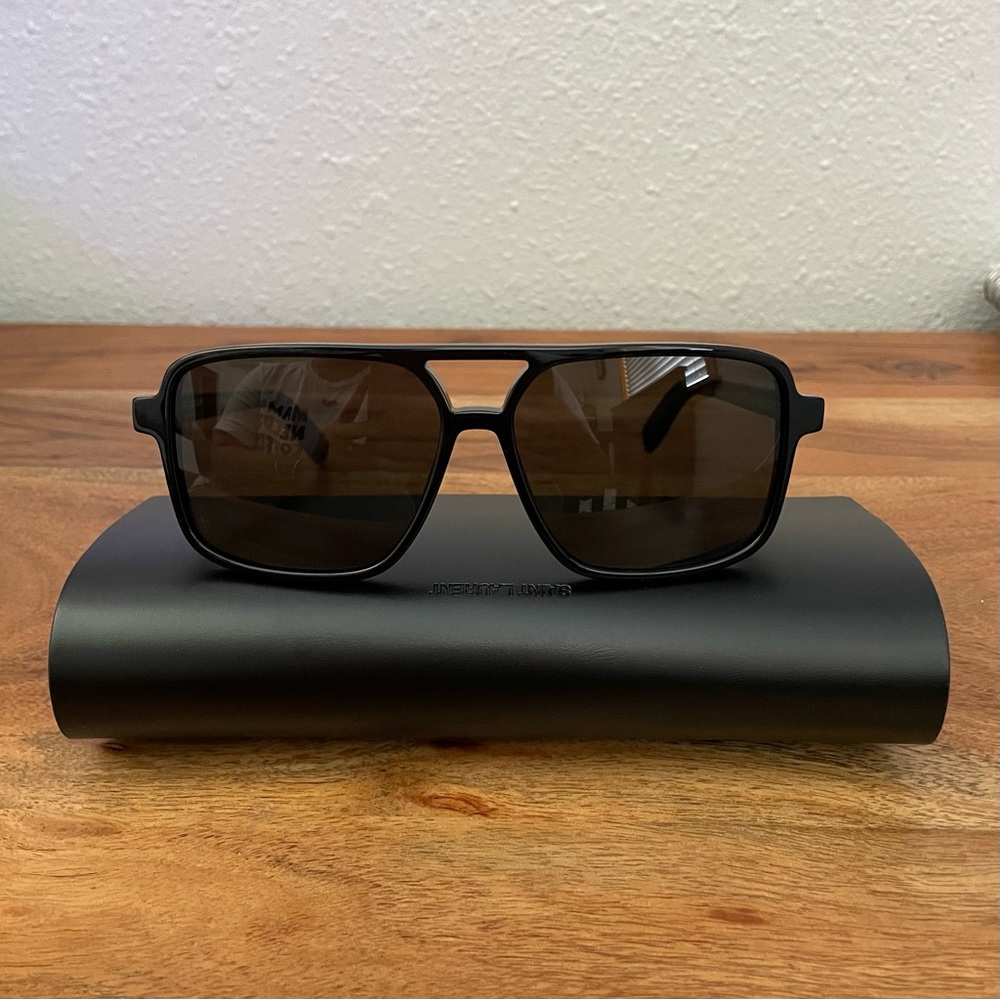 Yves Saint Laurent Sunnies